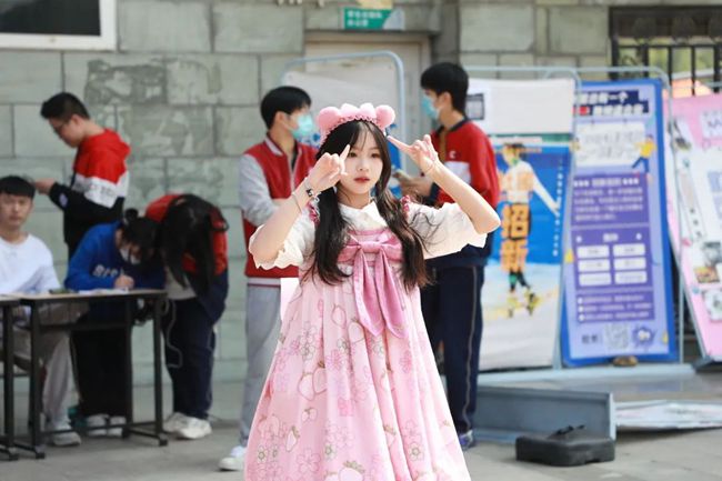 2026年成都新高技工學(xué)校教學(xué)設(shè)施怎樣,教學(xué)設(shè)備展示