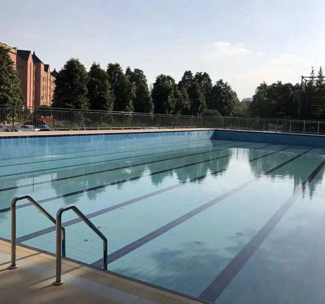 2026年成都新高技工學校教學設施怎樣,教學設備展示