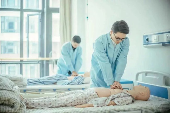 五年制大專是3+2嗎_五年制大專是中專嗎